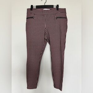 Old navy pink houndstooth Stevie pants. Size large.​​